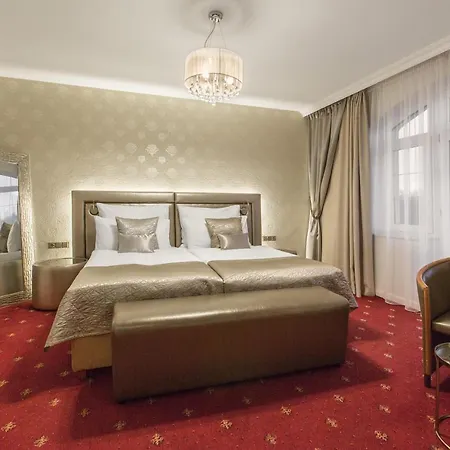 Sen Hotel 4*