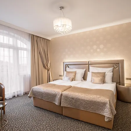 Sen Hotel 4*