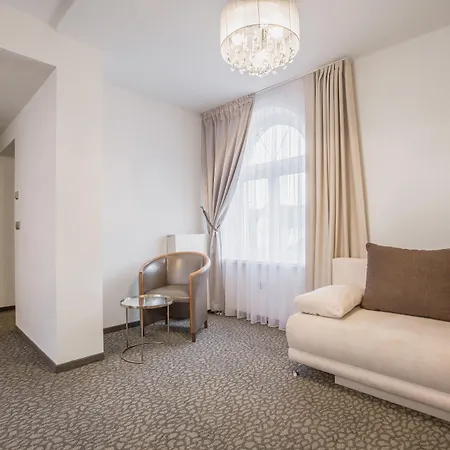 Sen Hotel 4*