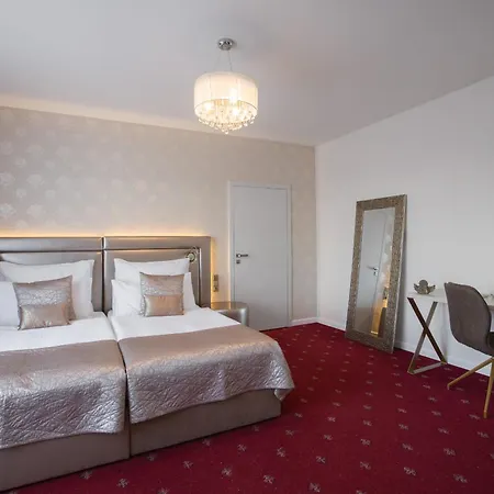 Sen Hotel 4*